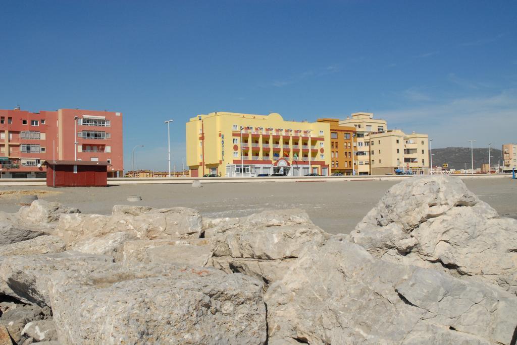 Vita Mediterraneo La Línea de la Concepción Exterior foto